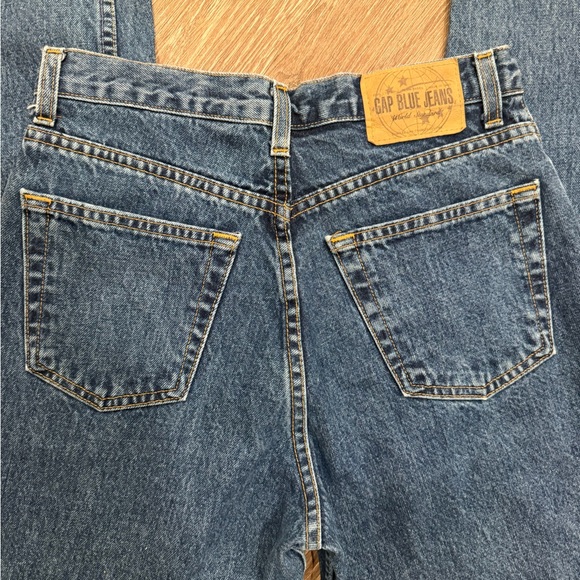 Vintage Women’s Gap Blue Jeans Classic Fit Jeams size 8 high rise - Picture 7 of 8